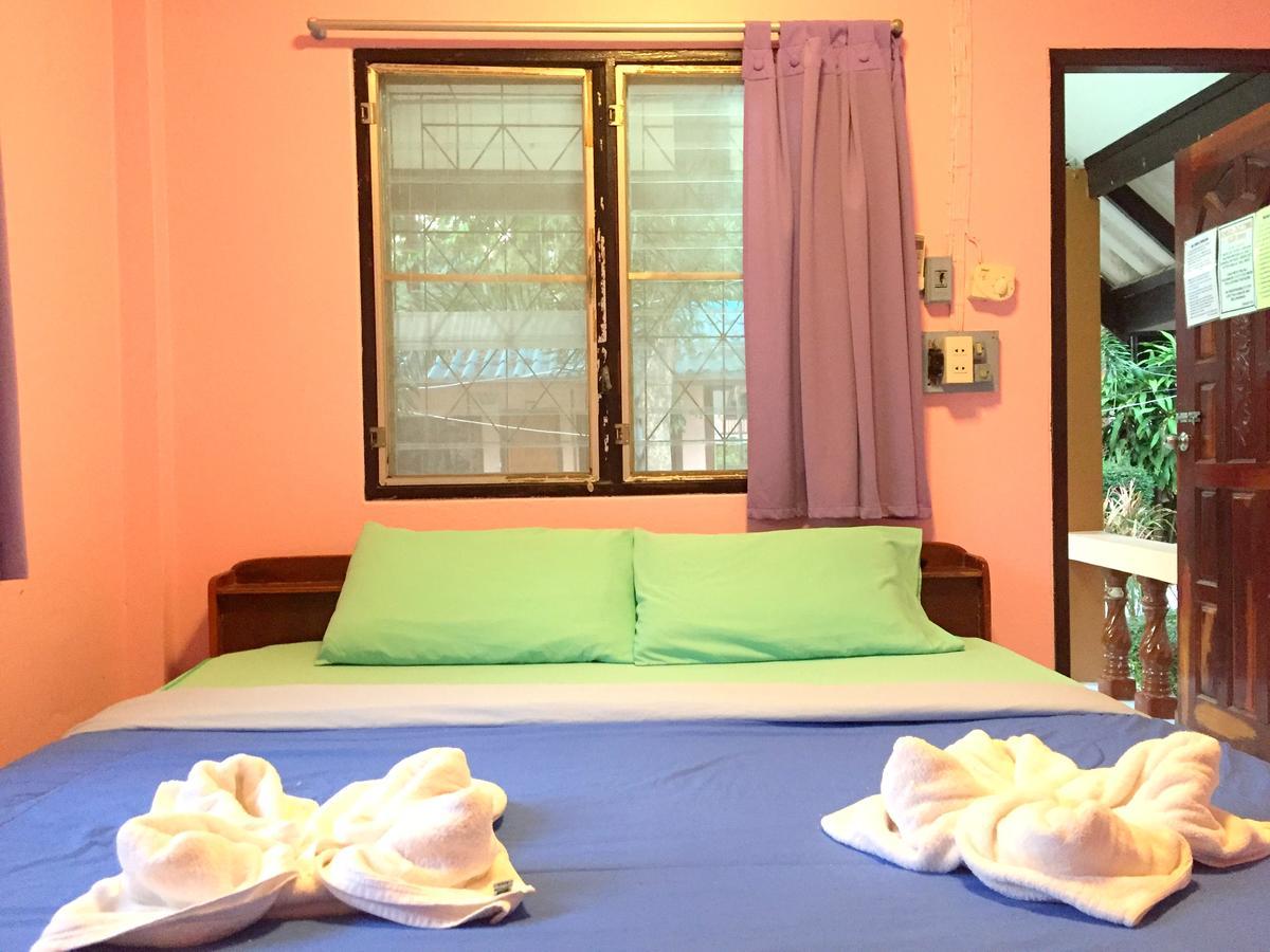 Hôtel Sea Breeze Bungalow à Ko Samet Extérieur photo