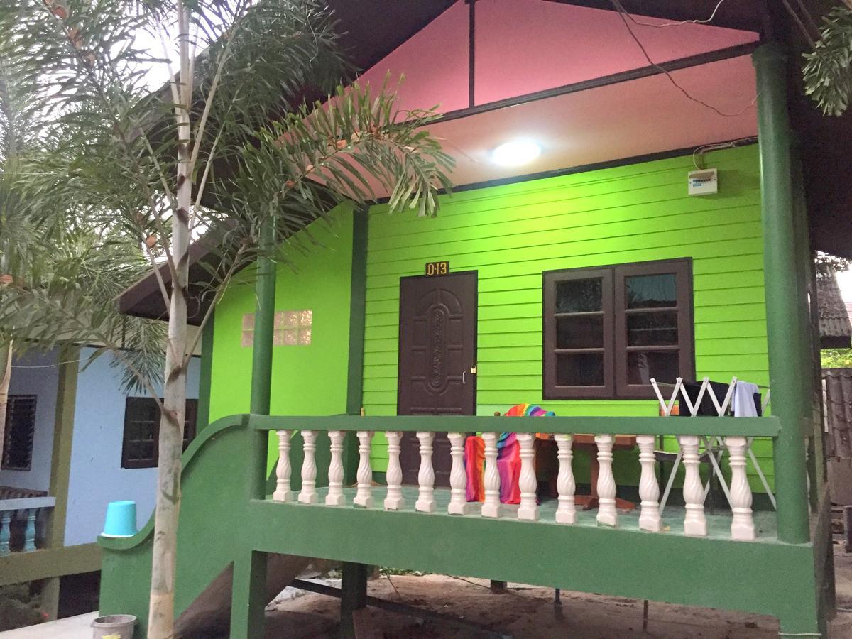 Hôtel Sea Breeze Bungalow à Ko Samet Extérieur photo